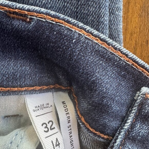 Ann Taylor Loft jeans size 32 - Picture 3 of 4